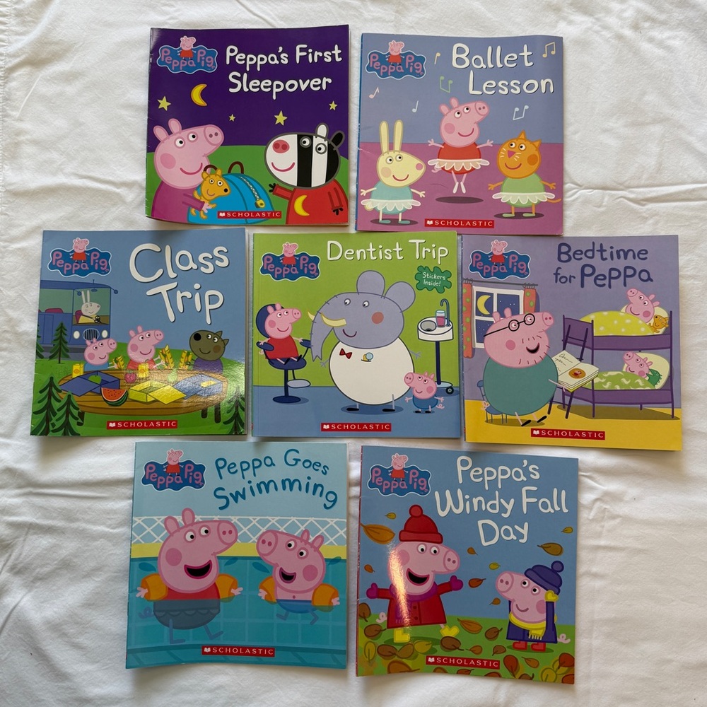 Peppa Pig Books (Lot of 7) Scholastic Paperbacks